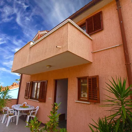 Holiday home House 1058 *