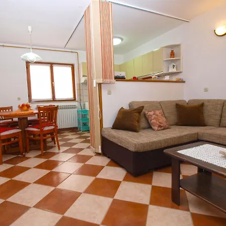 House 1058 Holiday home Pula