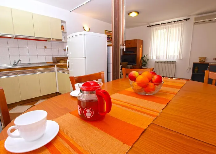 Vikendica House 1058 Pula