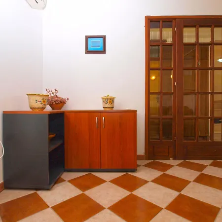 House 1058 Semesterbostad