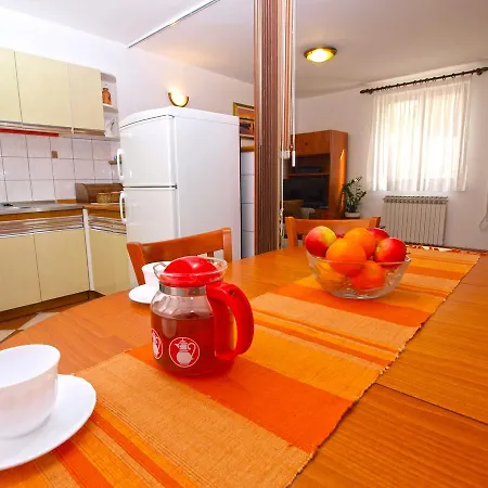 بيت للعطل House 1058 بولا